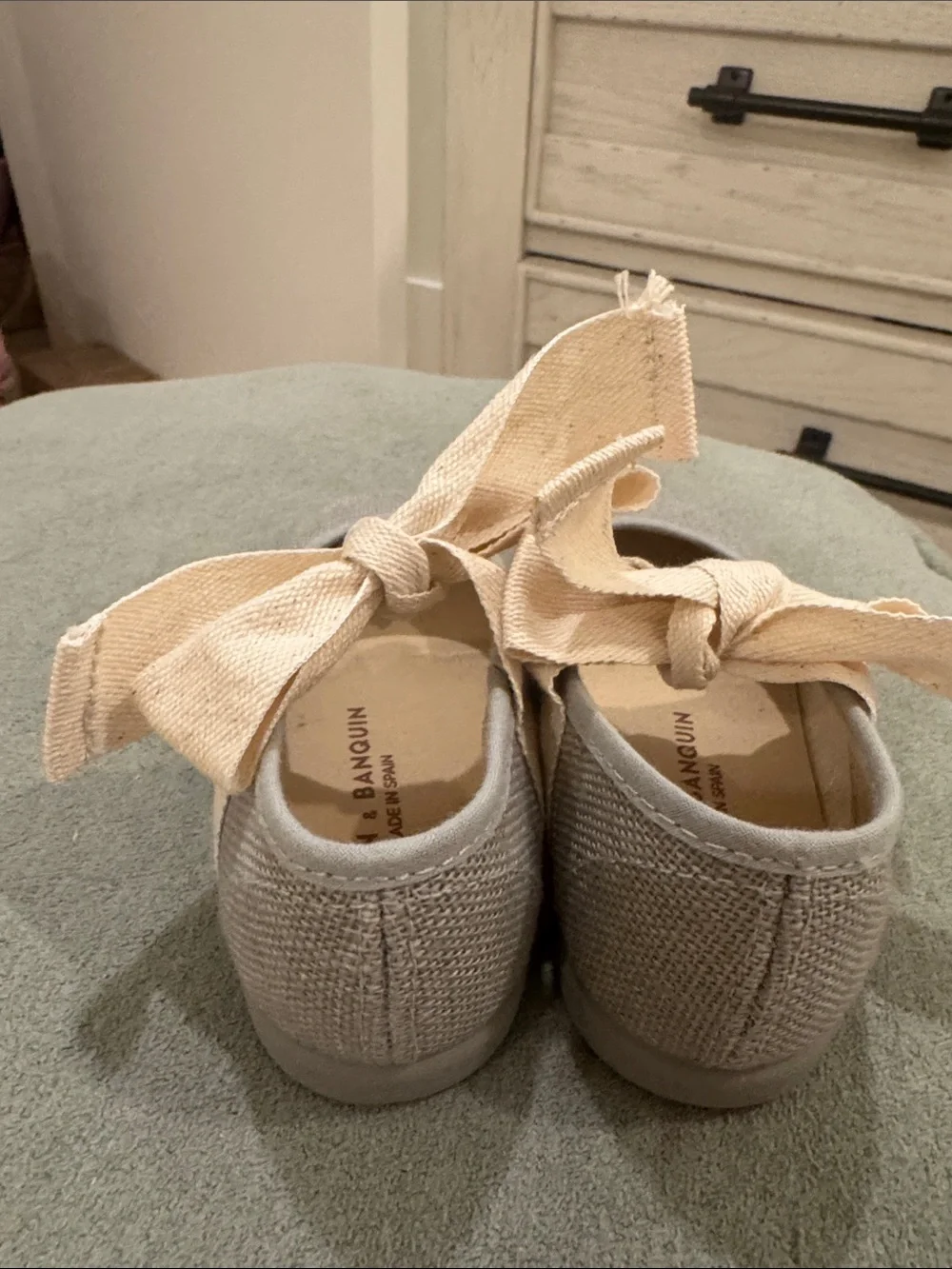 Kids Dress Ballet Flats with Cream Bow - Light Gray